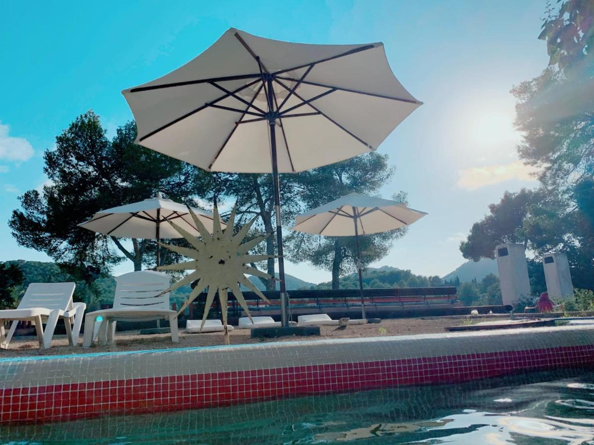 Alojamento de Acomodação e Pequeno-almoço Ibiza Paradise Santa Eulária des Riu